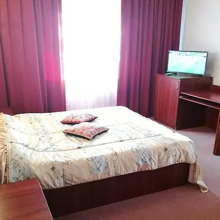 ホテル Oxa ノヴィ・パザル