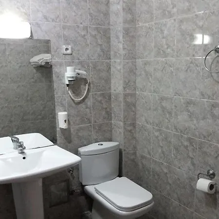 ホテル Oxa ノヴィ・パザル