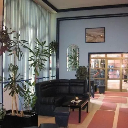 ホテル Oxa ノヴィ・パザル