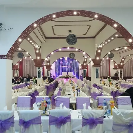 Oxa 3* ノヴィ・パザル