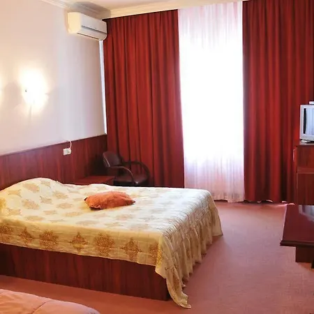 Oxa 3* ノヴィ・パザル